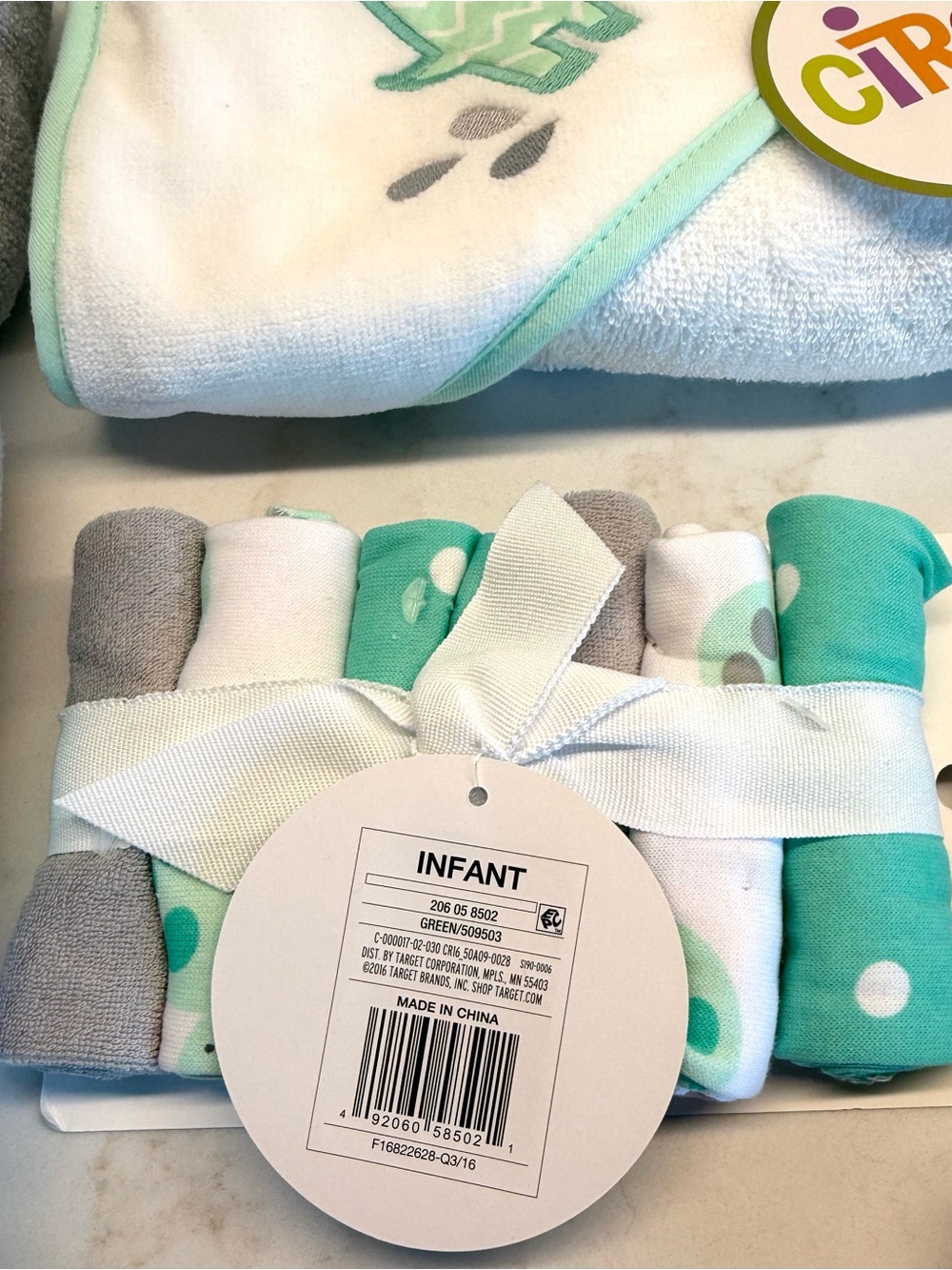 NWT Circo Turtle Hooded Bath Towel & Washcloth Bundle Baby - Picture 4 of 4